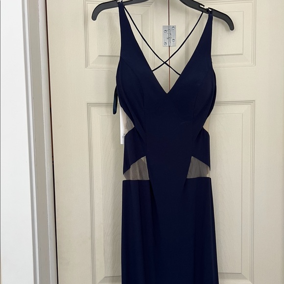 Navy formal/prom dress - Picture 4 of 6